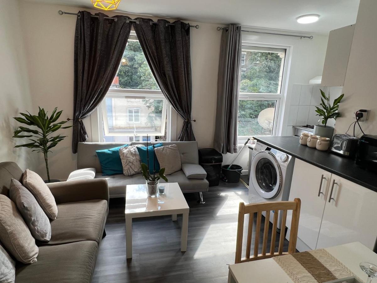 Luxury 1Bed Holiday Flat-10 Minutes From London Bridge & 3Mins Walk To Lewisham Dlr 아파트 외부 사진