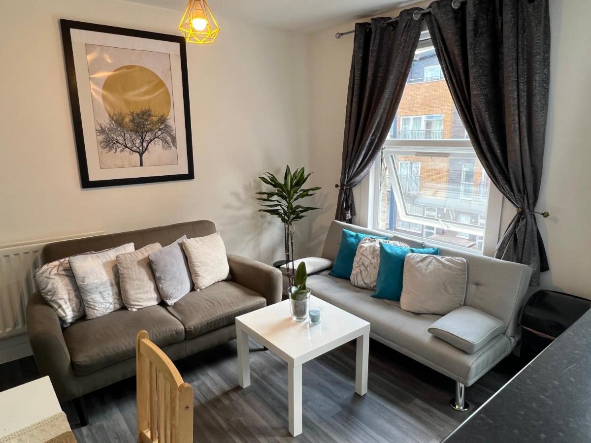 Luxury 1Bed Holiday Flat-10 Minutes From London Bridge & 3Mins Walk To Lewisham Dlr 아파트 외부 사진