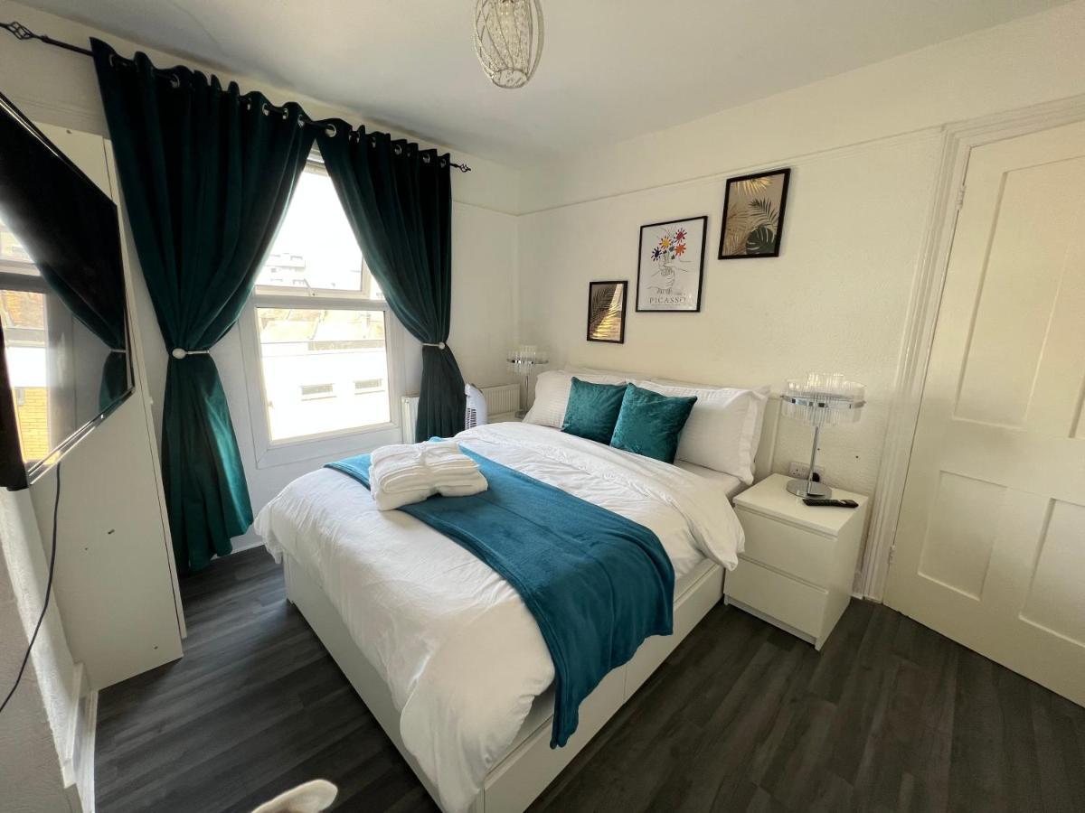 Luxury 1Bed Holiday Flat-10 Minutes From London Bridge & 3Mins Walk To Lewisham Dlr 아파트 외부 사진