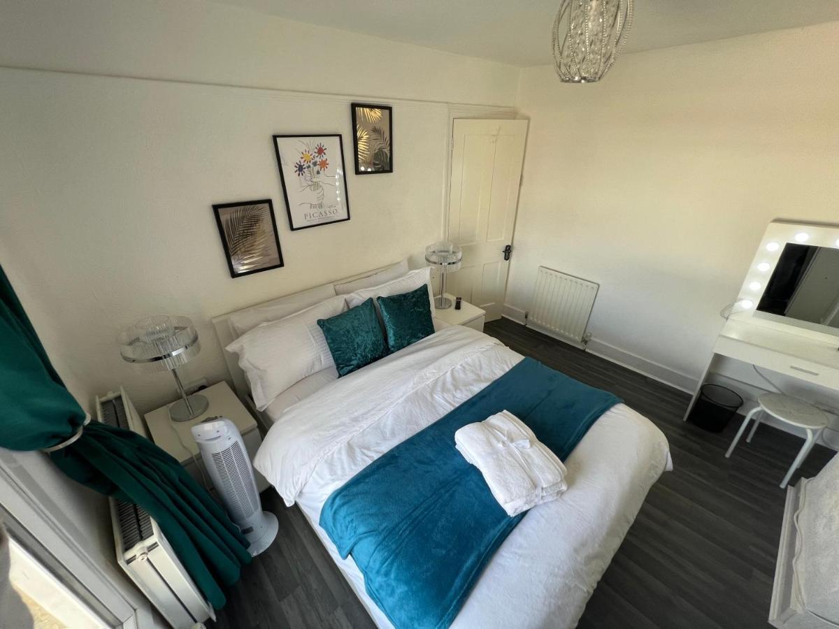 Luxury 1Bed Holiday Flat-10 Minutes From London Bridge & 3Mins Walk To Lewisham Dlr 아파트 외부 사진
